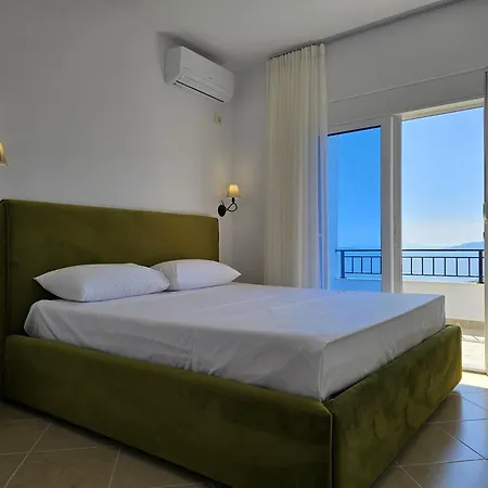 Ionian 304