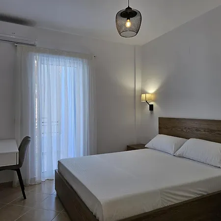 Ionian 304 Sarandë
